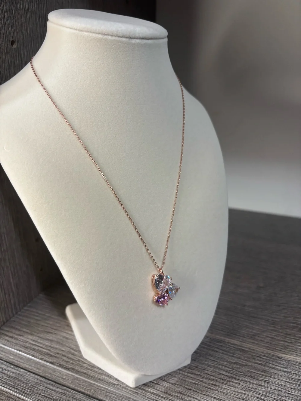 NWOT Kate Spade Heart Cluster Necklace